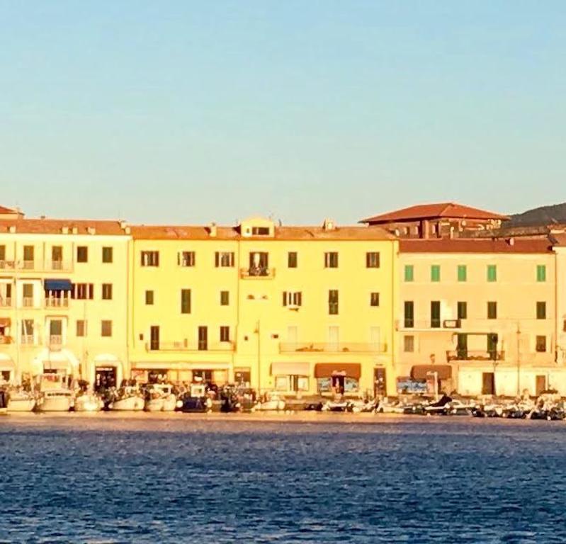 Hotel Le Stanze Sul Mare Portoferraio Exterior foto